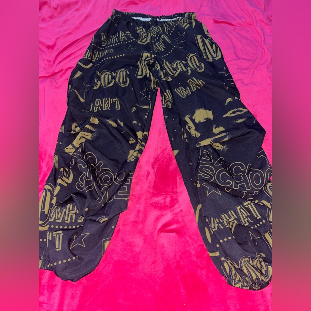 Black and Green Graphic Pants